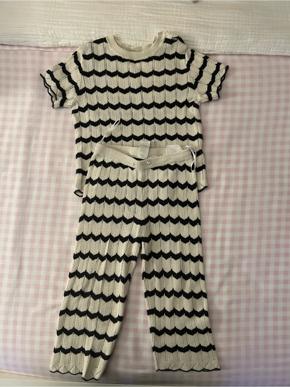 H&M Cream and Black Knit Kids Matching Set
